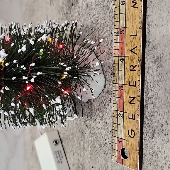 vintage o'well bottle brush lighted christmas tree - Picture 6 of 12